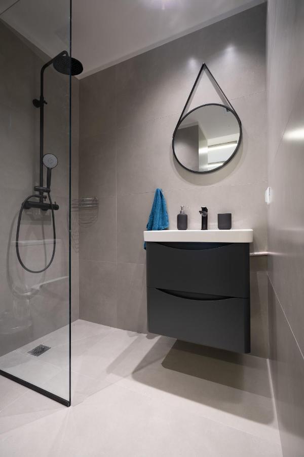 Monastiraki Metro St 2 Bedrooms 6 Pers By Mps Афины Экстерьер фото